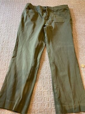 Banana Republic army green dress cropped  pants
